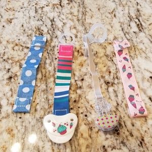 Pacifier Clips